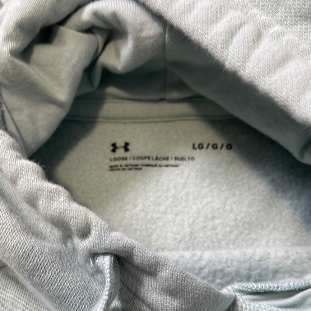 Under Armour Pullover - Picture 3 of 5